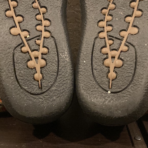 Keen fall color boots size 6.5 EU 37 - Picture 9 of 10